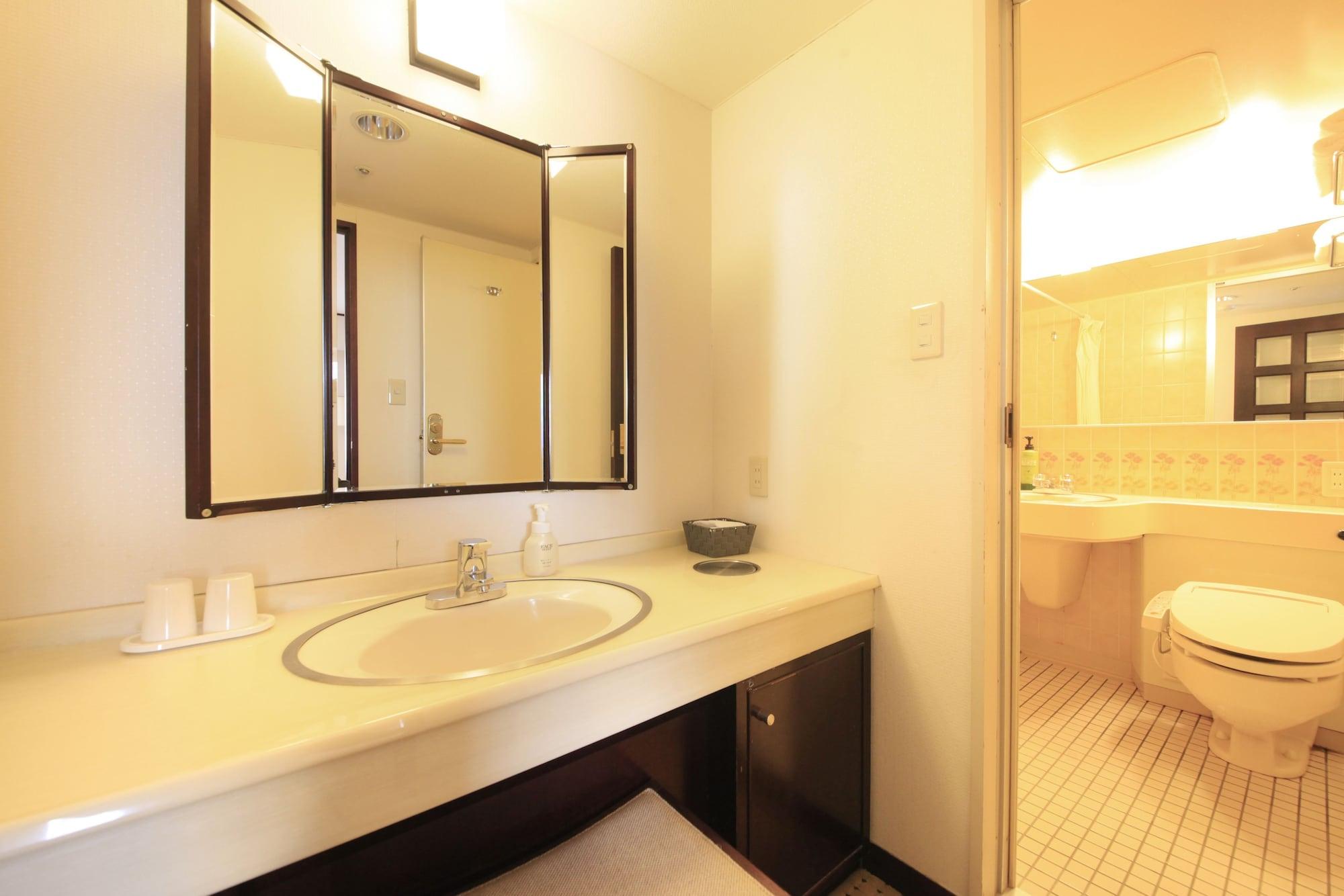 Quintessa Hotel 3*